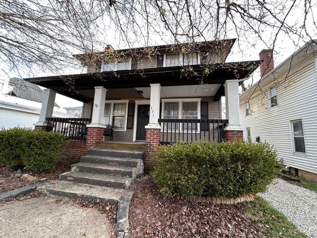 111 W South Street, Hillsboro, OH 45133