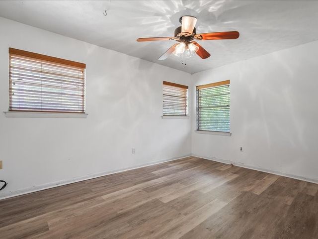 1016 N Saline, Grand Saline, TX 75140