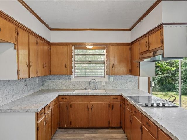 1016 N Saline, Grand Saline, TX 75140