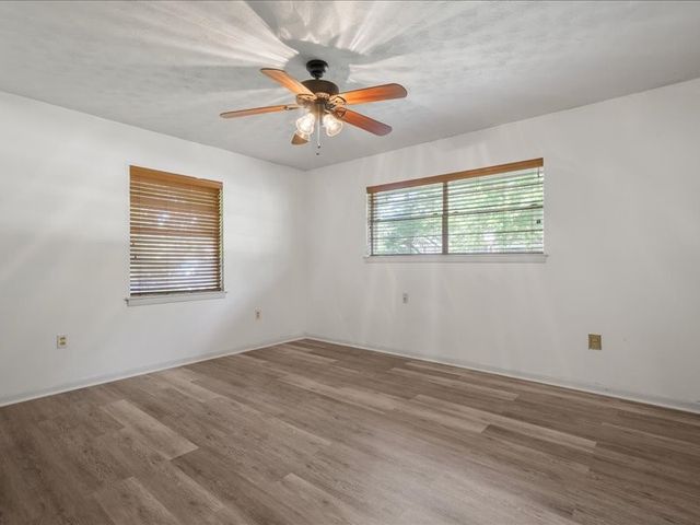 1016 N Saline, Grand Saline, TX 75140