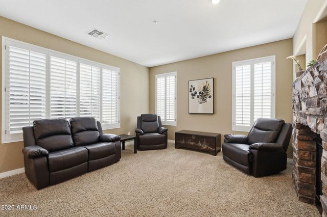 8638 W BRILES Road, Peoria, AZ 85383