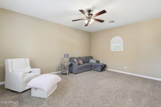 8638 W BRILES Road, Peoria, AZ 85383