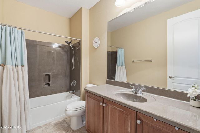 8638 W BRILES Road, Peoria, AZ 85383