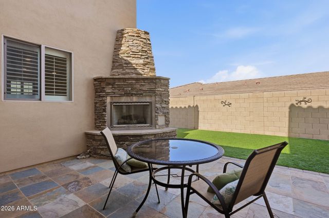 8638 W BRILES Road, Peoria, AZ 85383