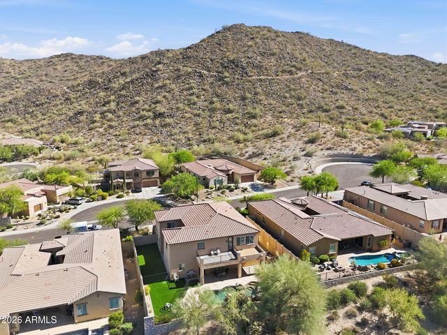 8638 W BRILES Road, Peoria, AZ 85383