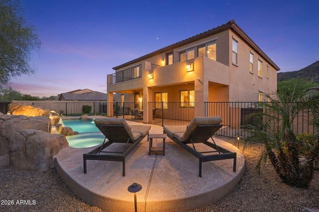 8638 W BRILES Road, Peoria, AZ 85383