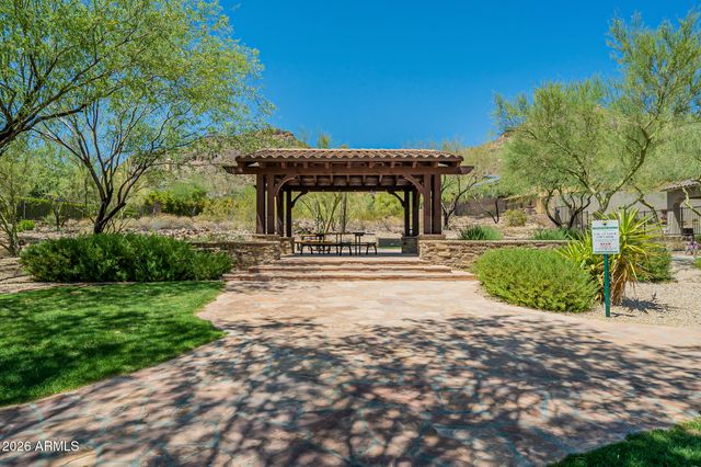 8638 W BRILES Road, Peoria, AZ 85383