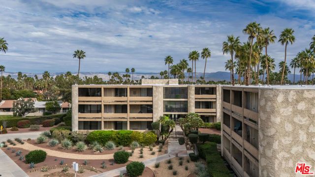 1630 S La Reina Way 3A, Palm Springs, CA 92264