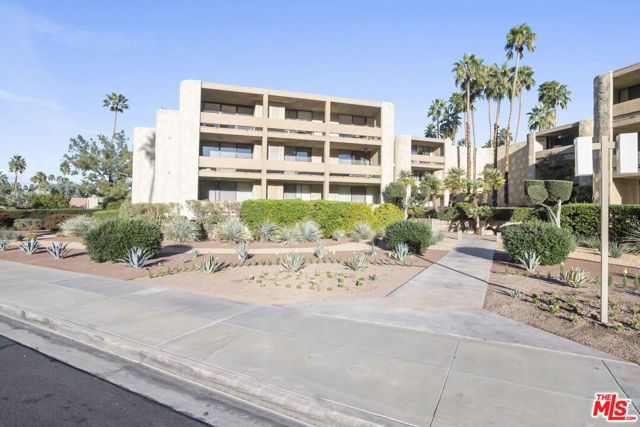 1630 S La Reina Way 3A, Palm Springs, CA 92264
