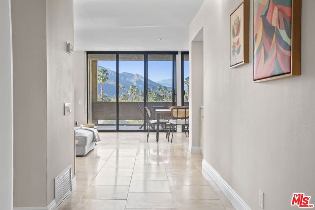 1630 S La Reina Way 3A, Palm Springs, CA 92264