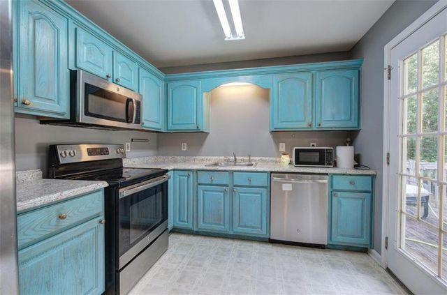 134 Dogwood Glen Drive, Aragon, GA 30104