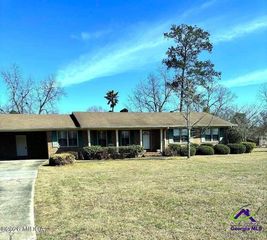 6414 Ponderosa Drive, Macon, GA 31216