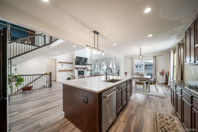 5810 Los Olivas Point, Parker, CO 80134