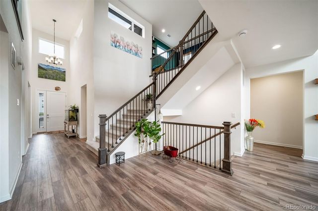 5810 Los Olivas Point, Parker, CO 80134