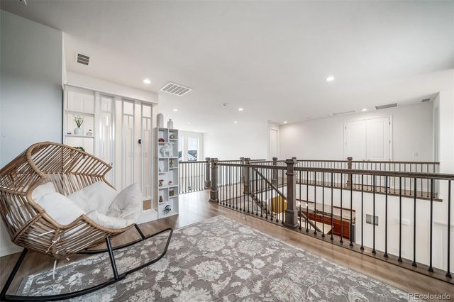 5810 Los Olivas Point, Parker, CO 80134