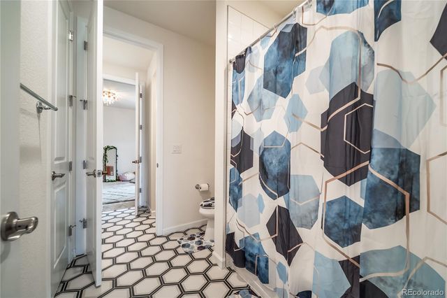5810 Los Olivas Point, Parker, CO 80134