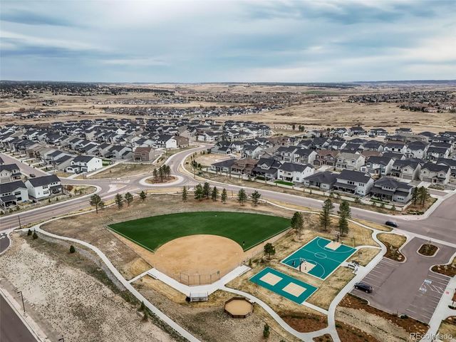 5810 Los Olivas Point, Parker, CO 80134