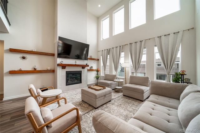 5810 Los Olivas Point, Parker, CO 80134