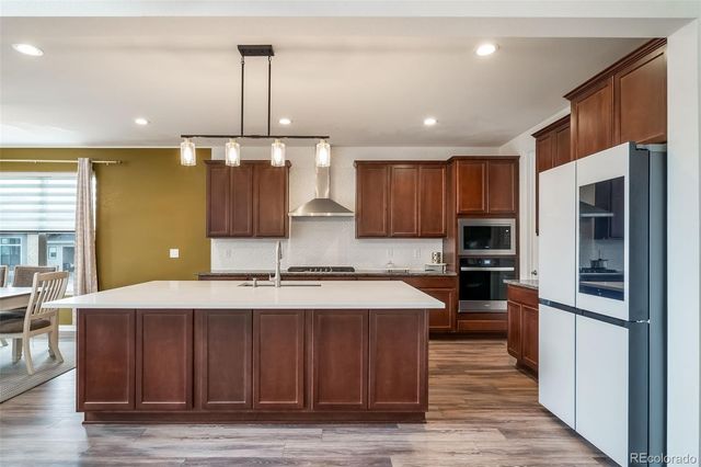 5810 Los Olivas Point, Parker, CO 80134