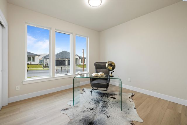 3789 Boxberger, Richland, WA 99352