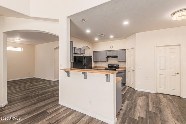 10489 S 182ND Drive, Goodyear, AZ 85338