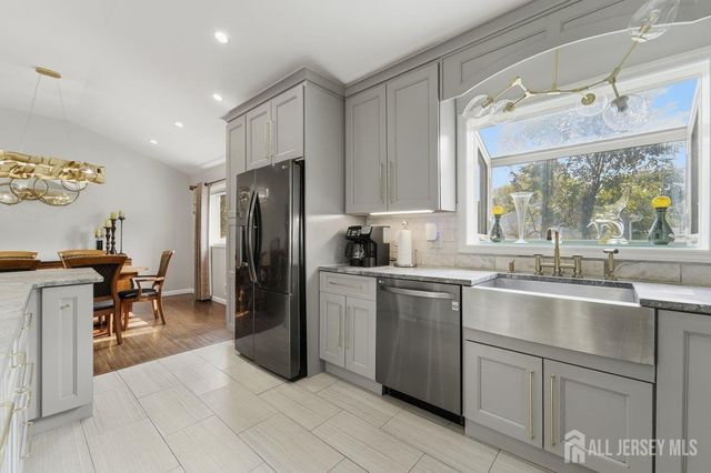 5350 orchard Street, Piscataway, NJ 08854