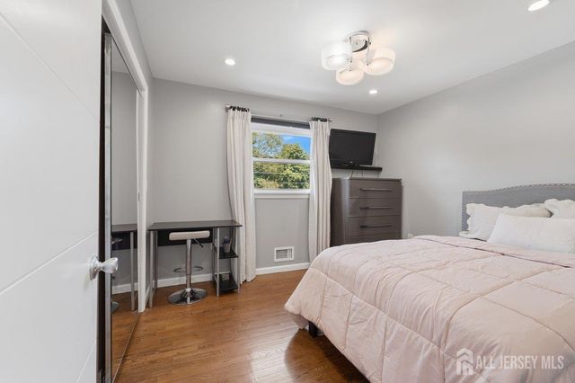 5350 orchard Street, Piscataway, NJ 08854