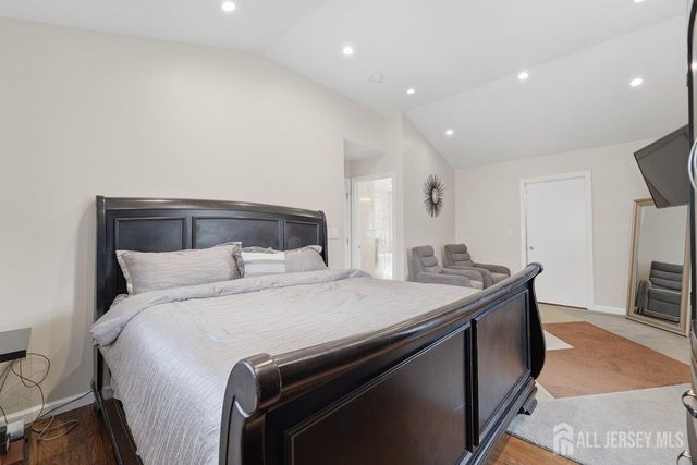 5350 orchard Street, Piscataway, NJ 08854