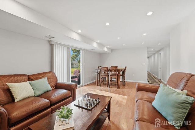 5350 orchard Street, Piscataway, NJ 08854