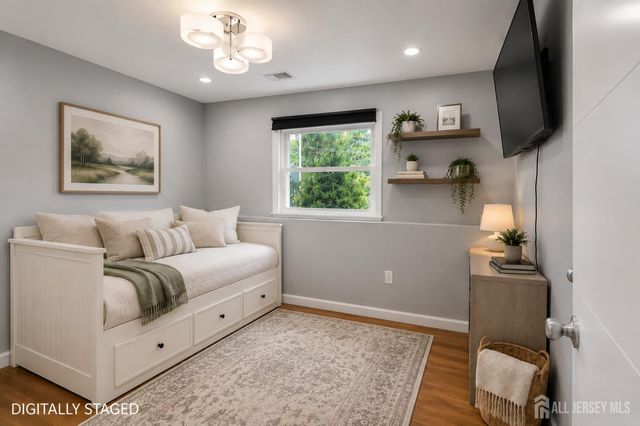5350 orchard Street, Piscataway, NJ 08854