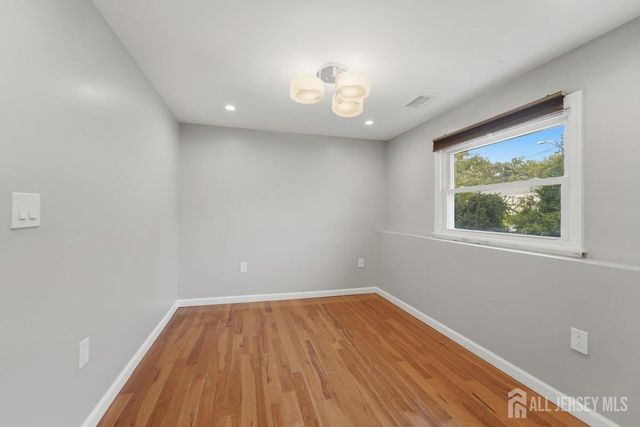 5350 orchard Street, Piscataway, NJ 08854