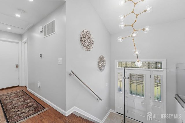 5350 orchard Street, Piscataway, NJ 08854
