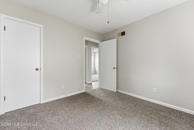 2715 Meadowbrook Drive, Horn Lake, MS 38637