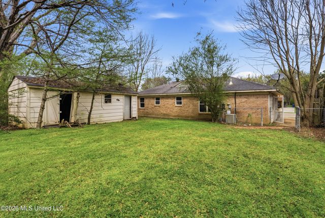 2715 Meadowbrook Drive, Horn Lake, MS 38637