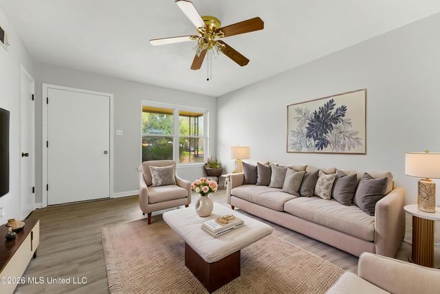 2715 Meadowbrook Drive, Horn Lake, MS 38637