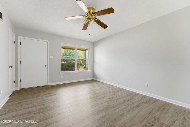 2715 Meadowbrook Drive, Horn Lake, MS 38637