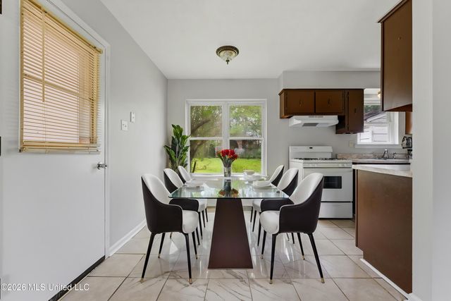 2715 Meadowbrook Drive, Horn Lake, MS 38637