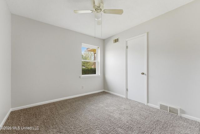 2715 Meadowbrook Drive, Horn Lake, MS 38637