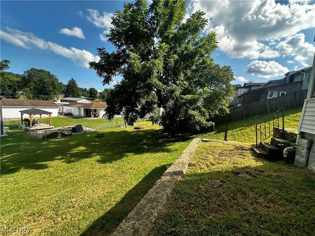 3602 11th Avenue, Vienna, WV 26105