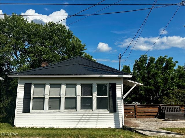 3602 11th Avenue, Vienna, WV 26105