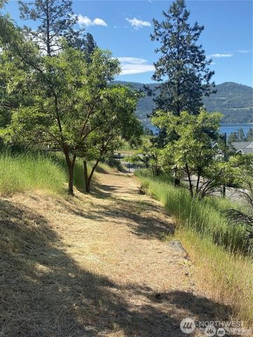 2524 Lakeshore Drive, Manson, WA 98831