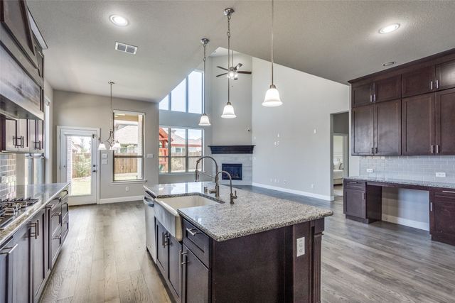 6105 Horsetail Drive, Mckinney, TX 75071