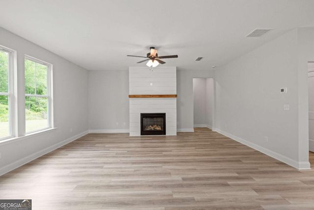 149 Barton Springs, Bethlehem, GA 30620