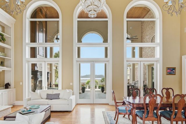 4145 Colonel Vanderhorst Circle, Mount Pleasant, SC 29466