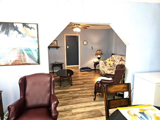 2404 W 9th St, Odessa, TX 79763