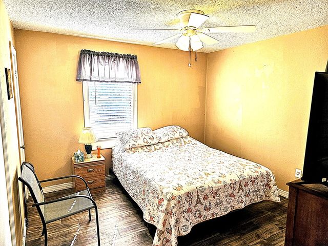 2404 W 9th St, Odessa, TX 79763