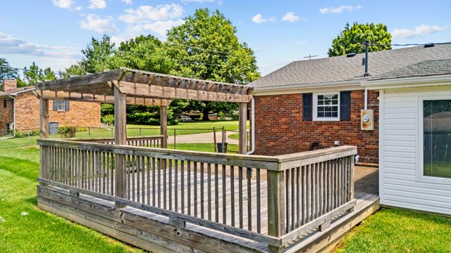 839 Springhill Lane, Frankfort, KY 40601