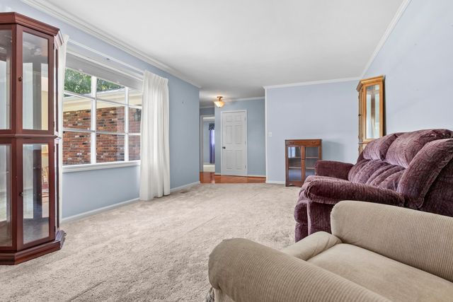 839 Springhill Lane, Frankfort, KY 40601