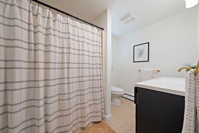 37 Davis St 2, Mansfield, MA 02048