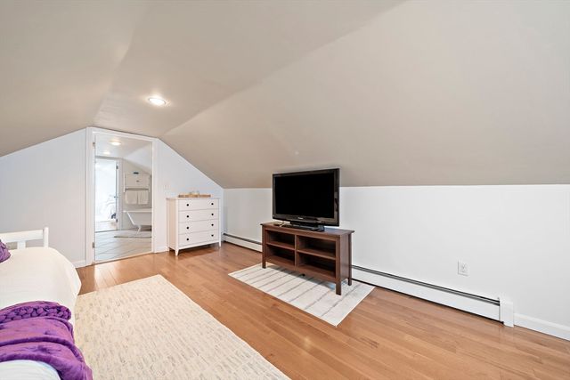 37 Davis St 2, Mansfield, MA 02048